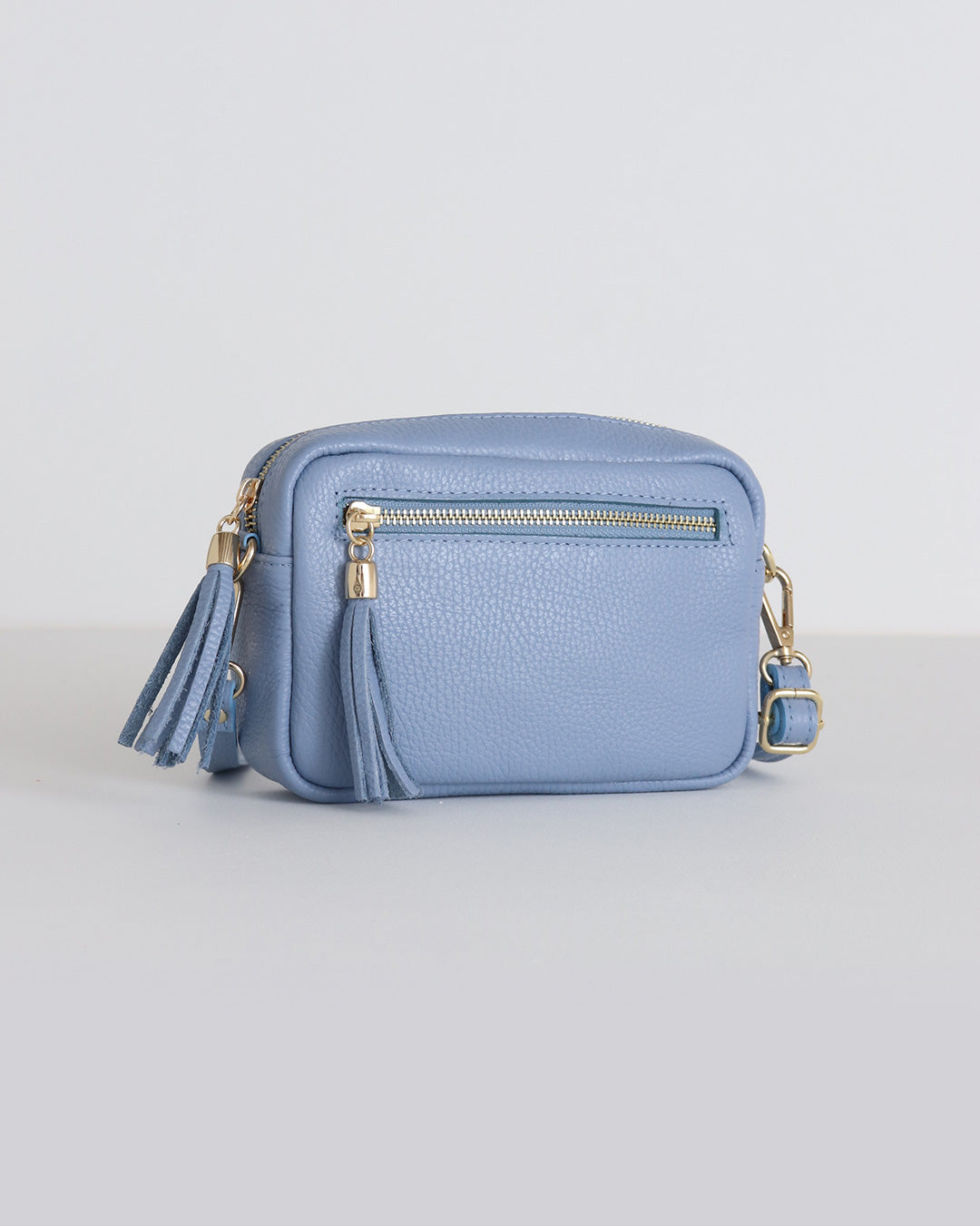 Light blue leather bag with shoulder strap, perfect for any occasion,  handmade in Ubrique